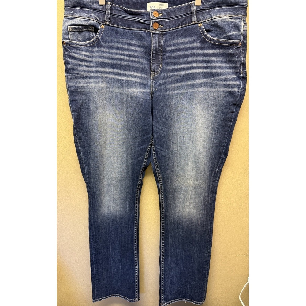 BKE Gabby Curvy Fit Straight Jeans Womens 38x34 Blue Med Wash High Rise Stretch